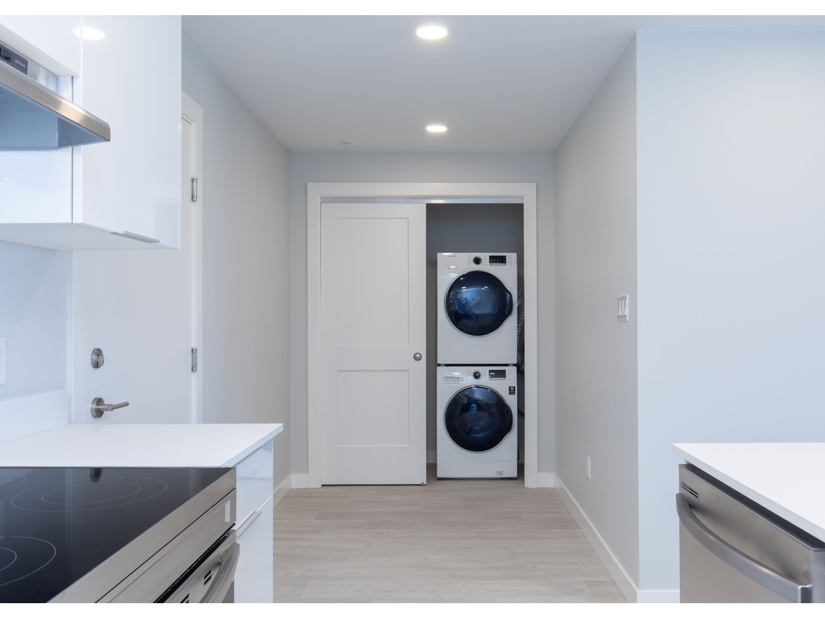 Cascades Residences  - Photo 8