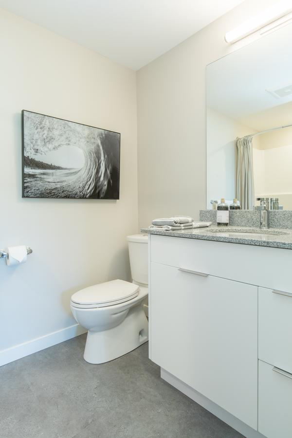 Arbutus Apartments - Photo 6