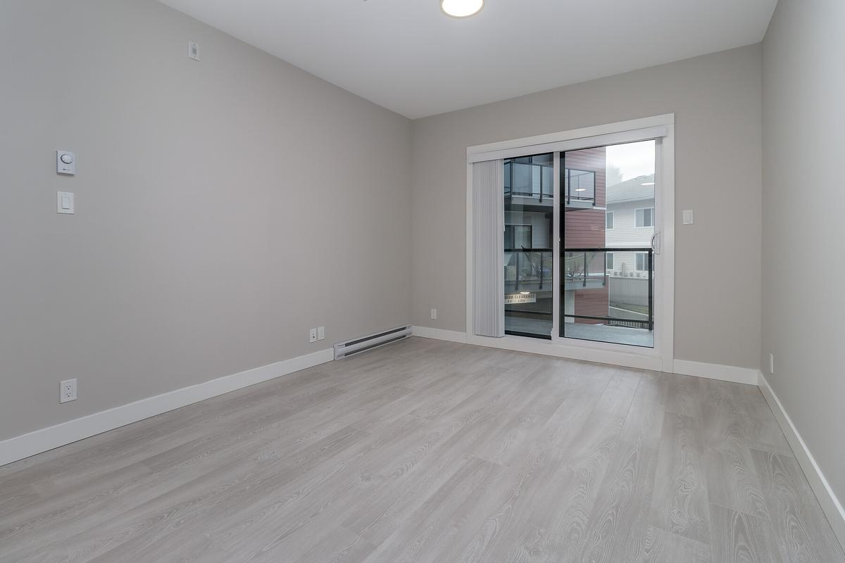Arbutus Apartments - Photo 17