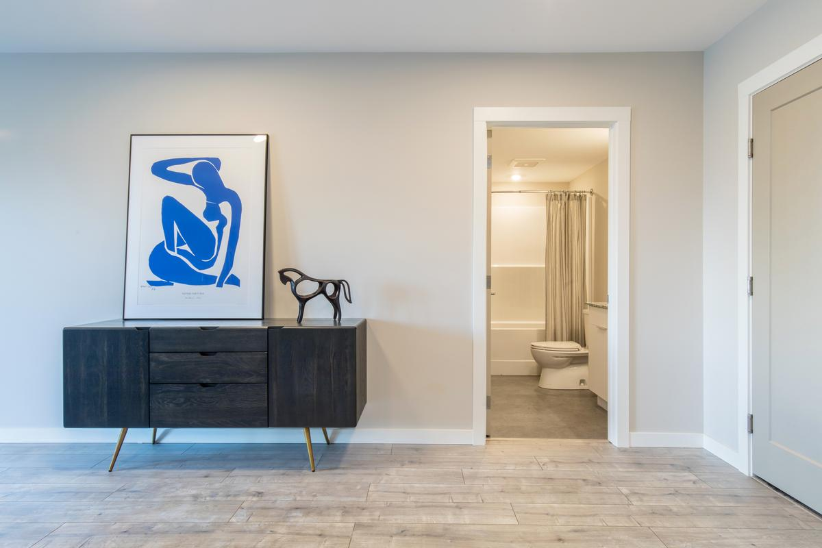 Arbutus Apartments - Photo 19