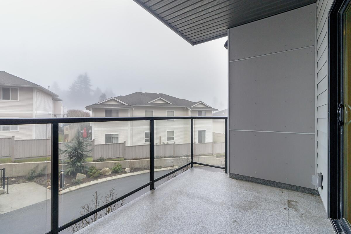 Arbutus Apartments - Photo 22