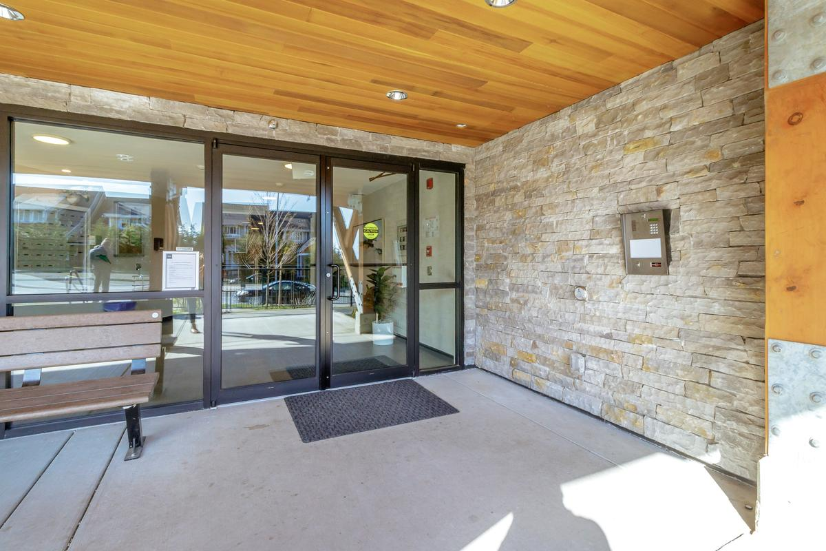 Arbutus Apartments - Photo 23