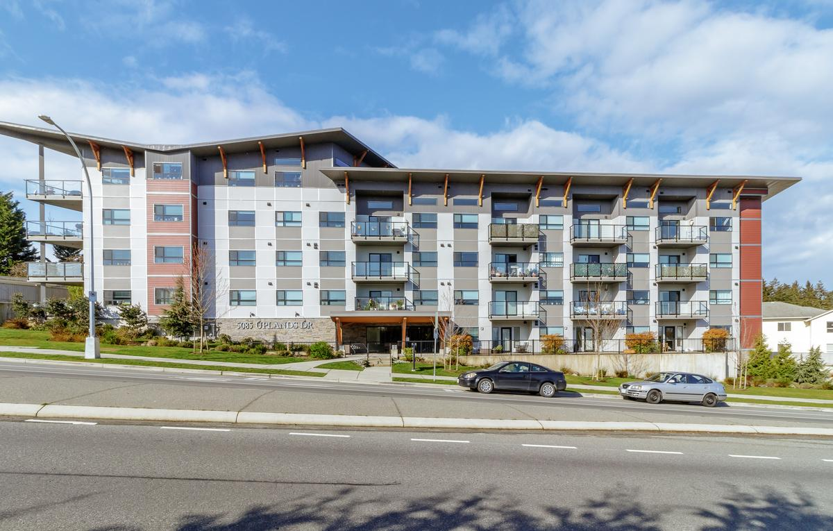 Arbutus Apartments - Photo 28