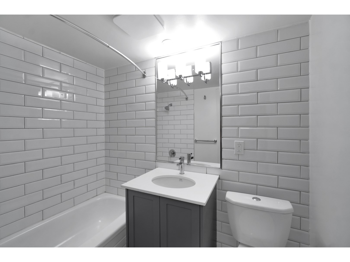 1720 Cook St & 1035 N Park - Photo 3