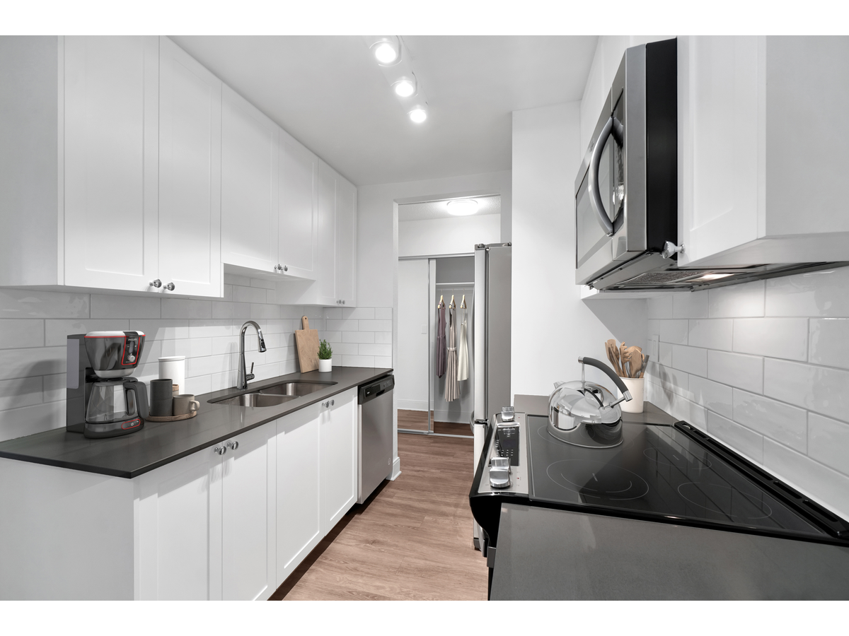 1720 Cook St & 1035 N Park - Photo 7