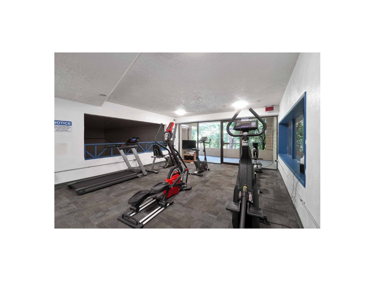252 Gorge Rd E - Photo 15