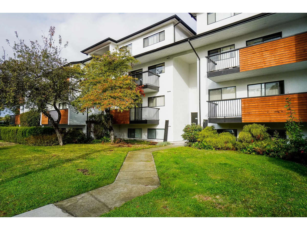 3205 Wetherby Rd - Photo 2