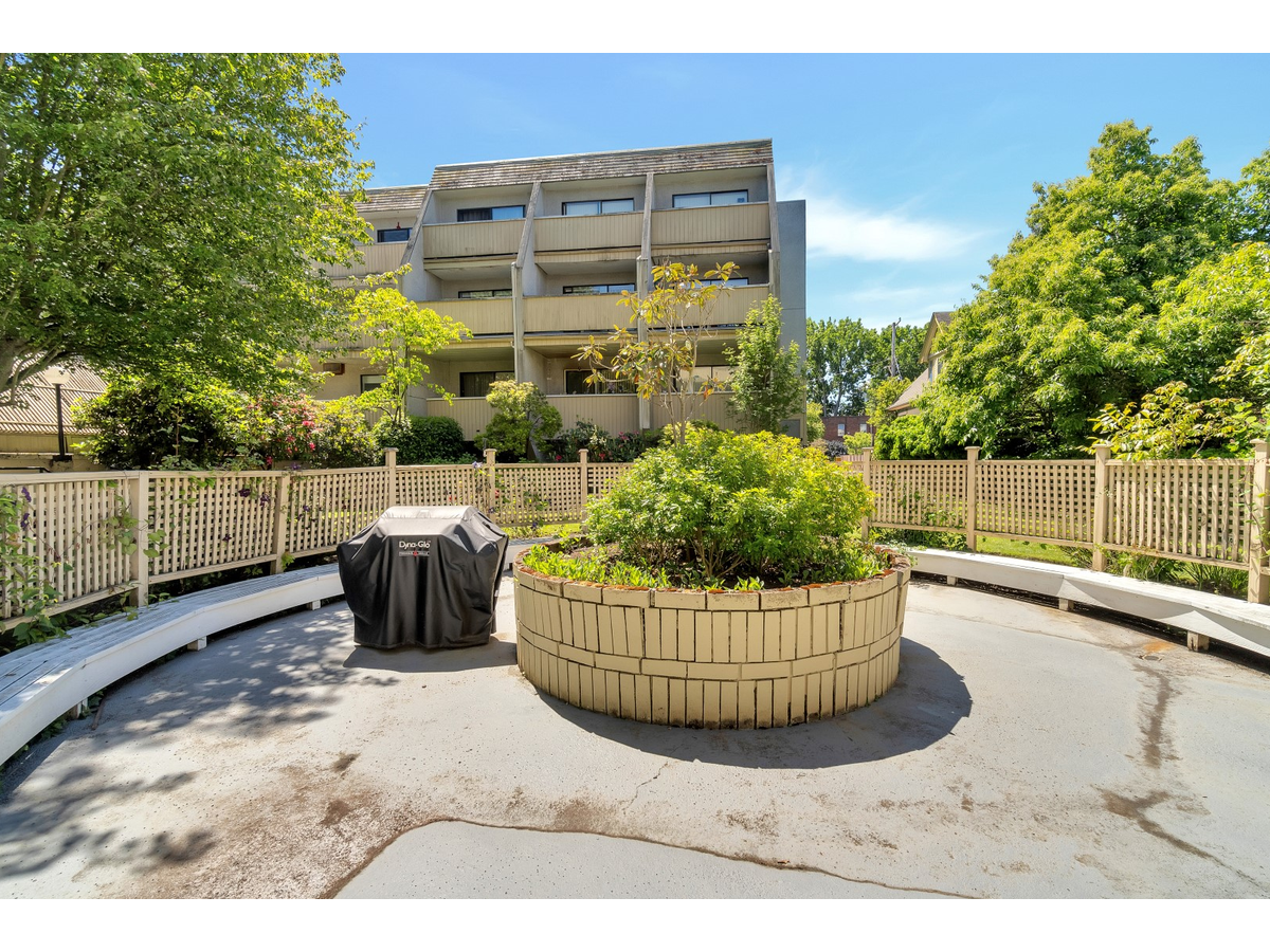 1720 Cook St & 1035 N Park - Photo 12