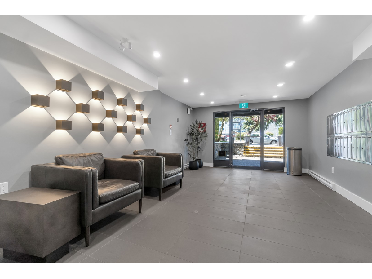 2533 Dowler Place - Photo 13