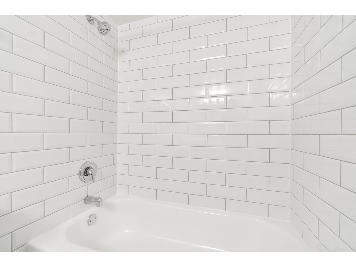 3868 Shelbourne St - Photo 10