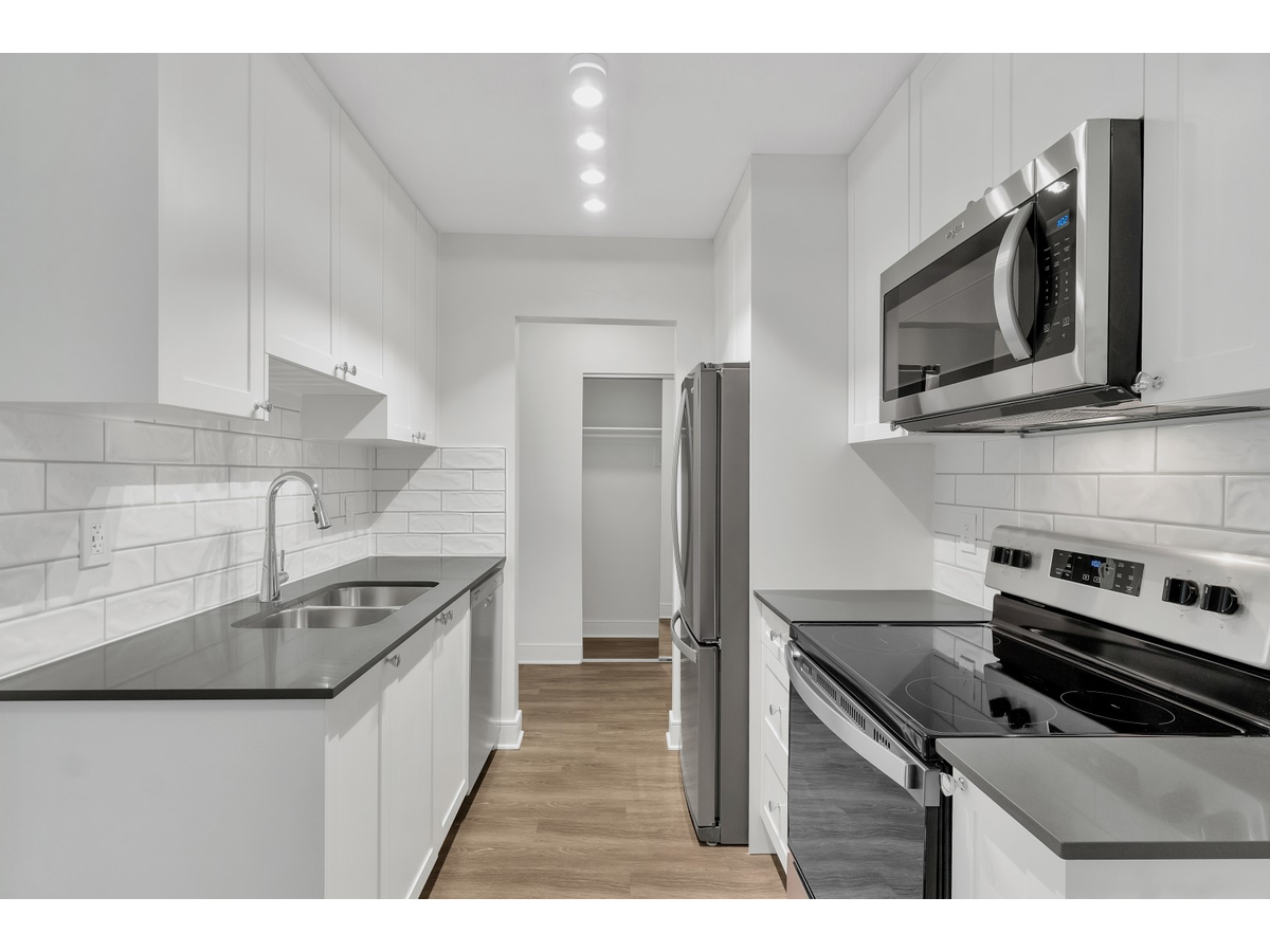 707 Esquimalt Rd - Photo 15
