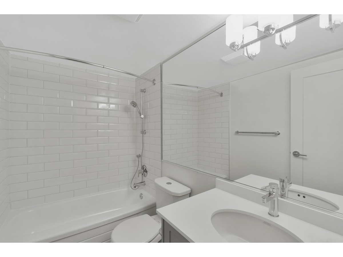 707 Esquimalt Rd - Photo 2