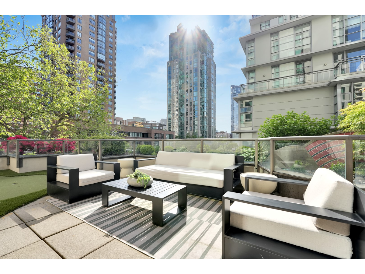 Landis Residences | 2 Bedroom Rental Apartments in Vancouver - Photo 7
