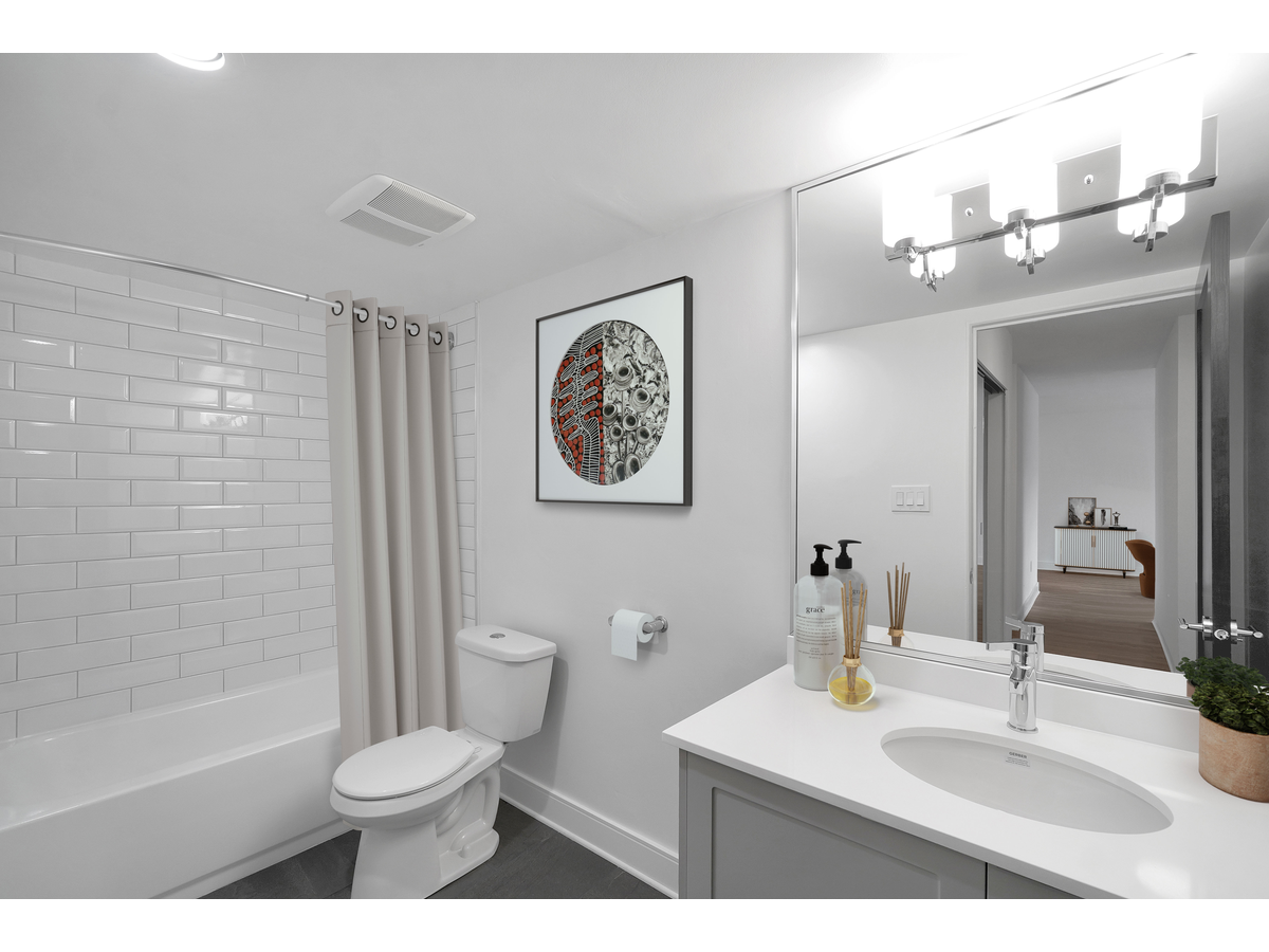 55 Bay St - Photo 10
