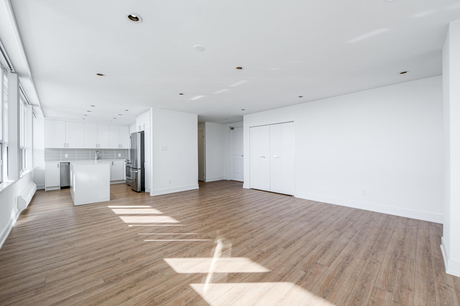 The Kingsview - Photo 19