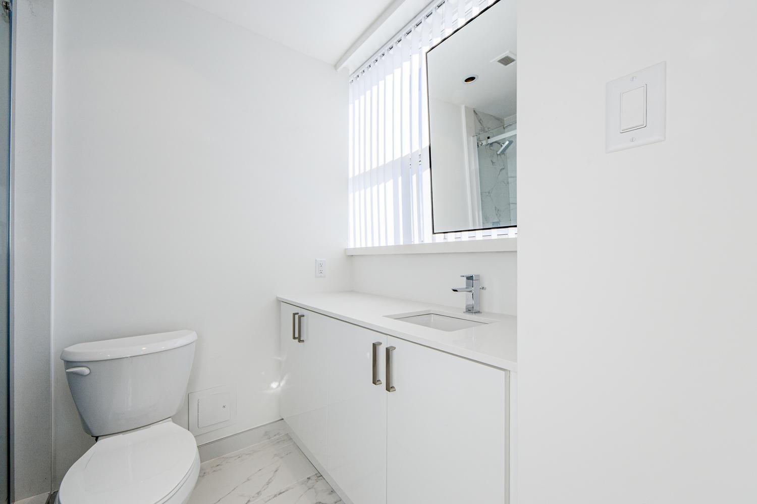 The Kingsview - Photo 38
