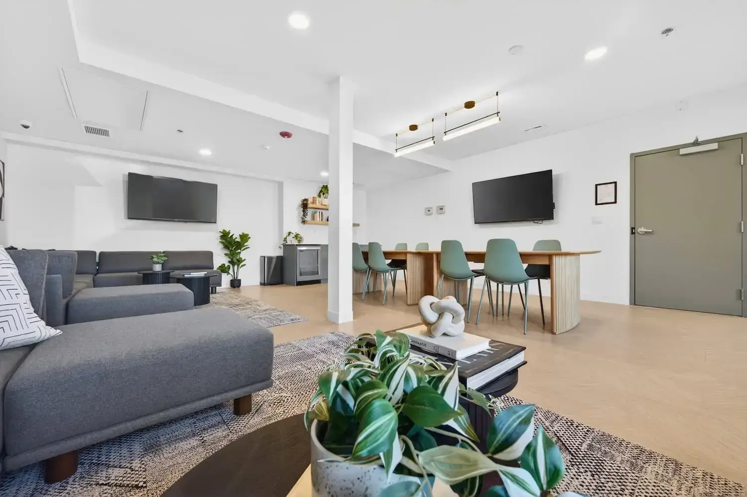 KENTON FLATS - 95% Leased - 4 units remaining - Photo 61