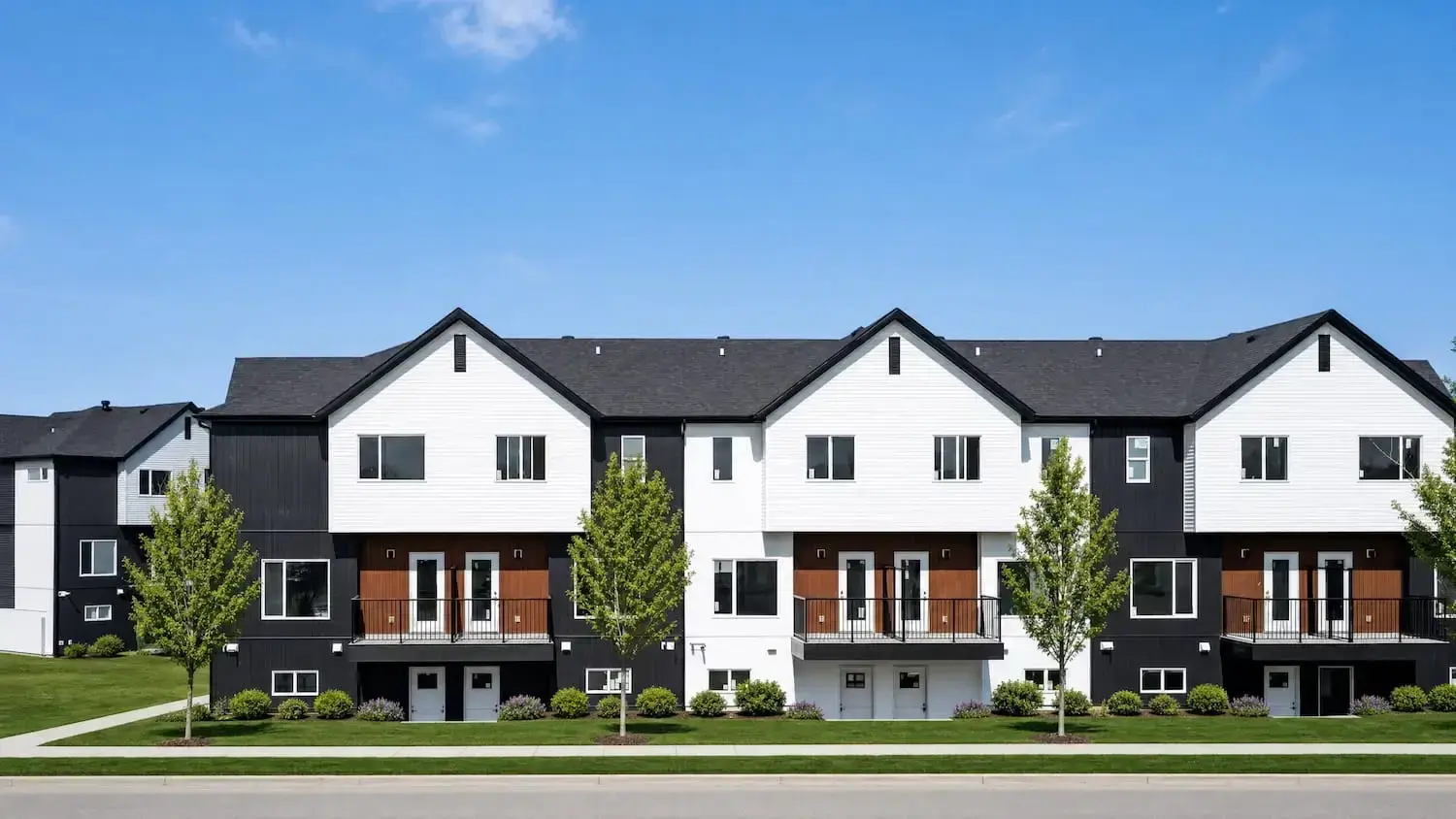 VUE AT STONESHIRE - Photo 21
