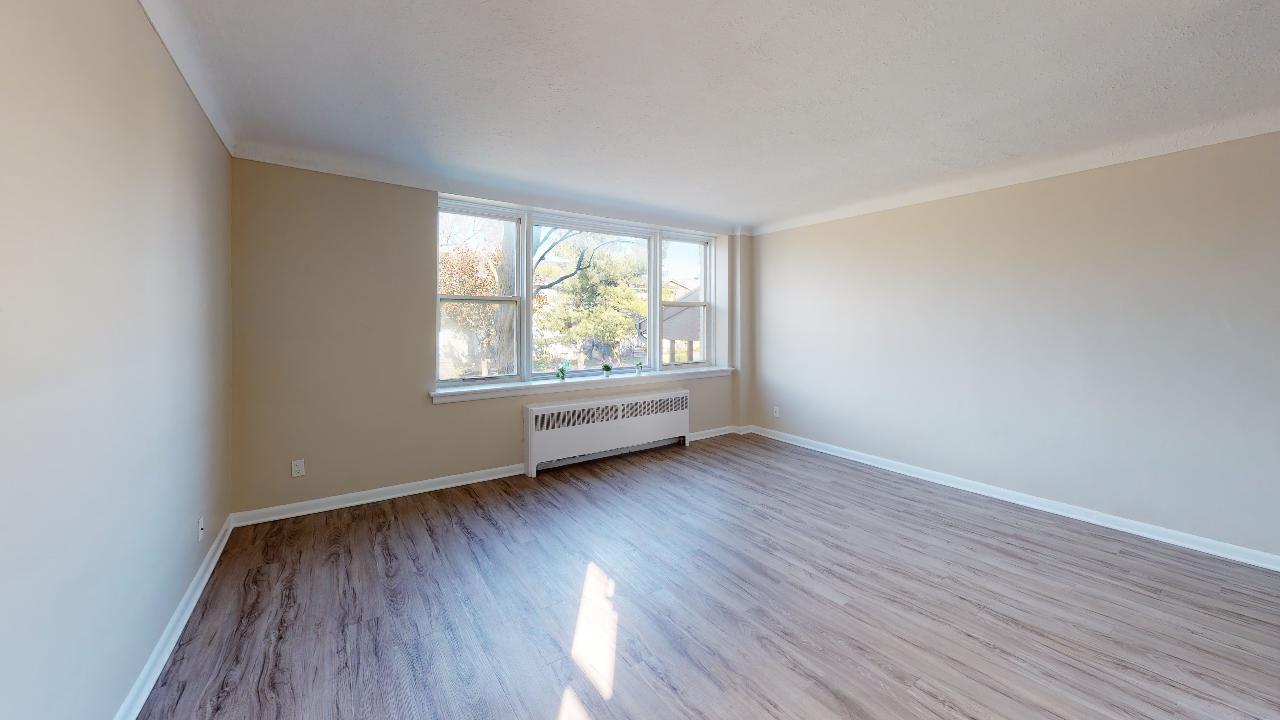 1276 Dorchester - Photo 4