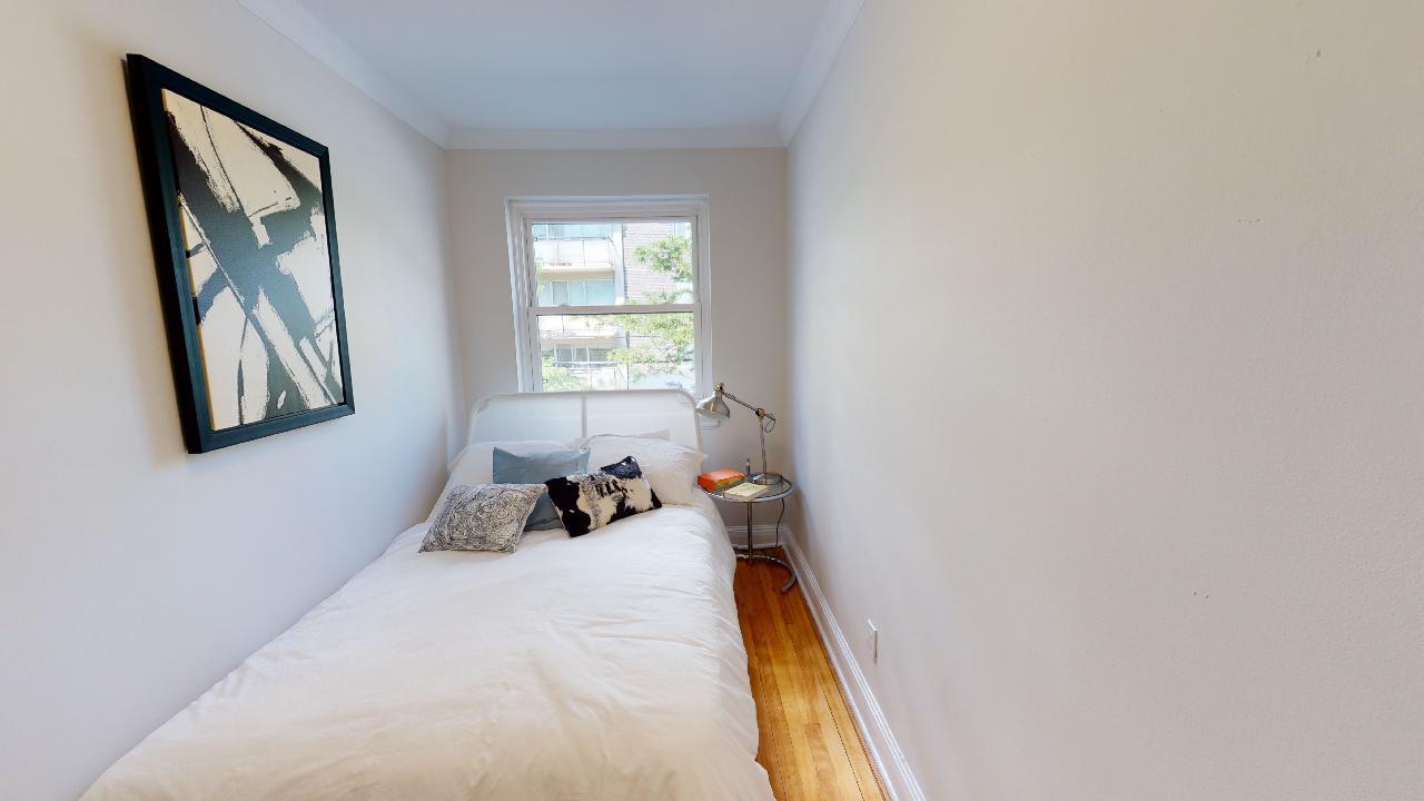 214 Metcalfe InterRent