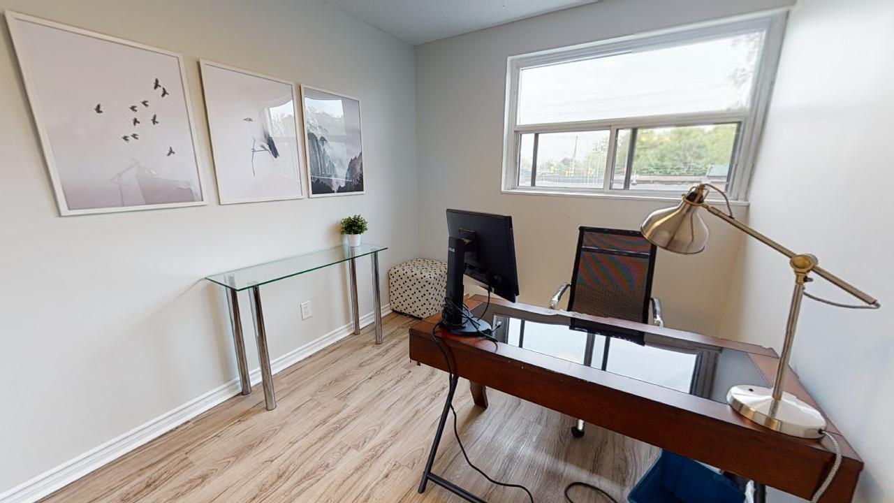 860 Blackthorne - Photo 6