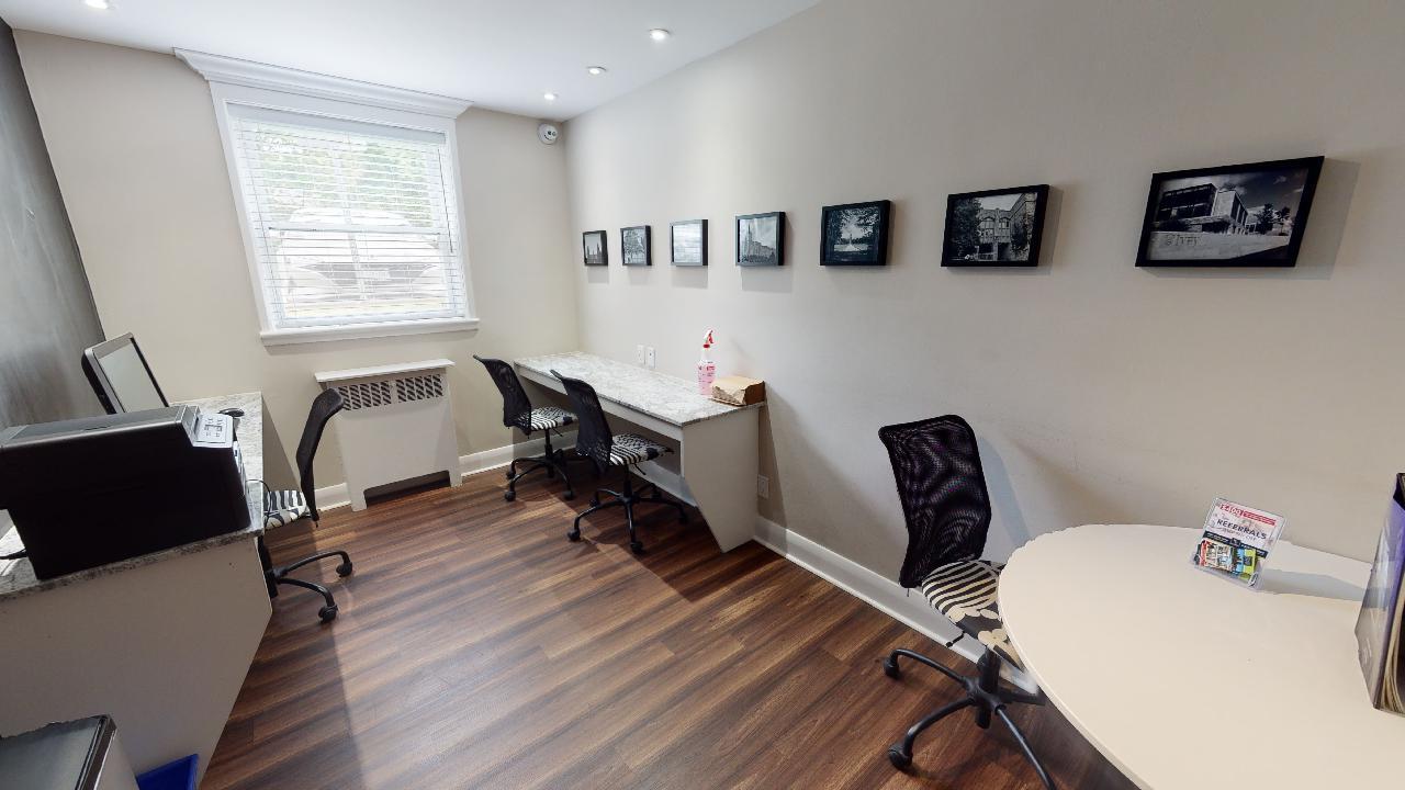 939 Western - Photo 15