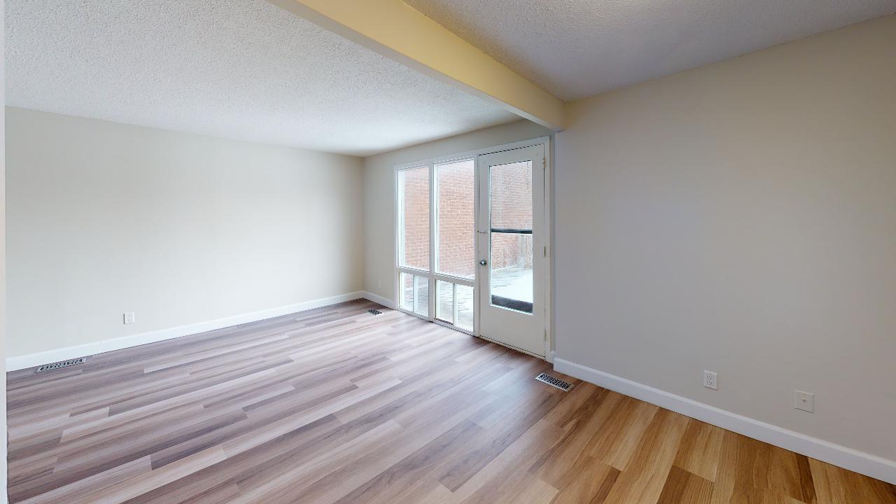 Ogilvie & Elmridge - Photo 8
