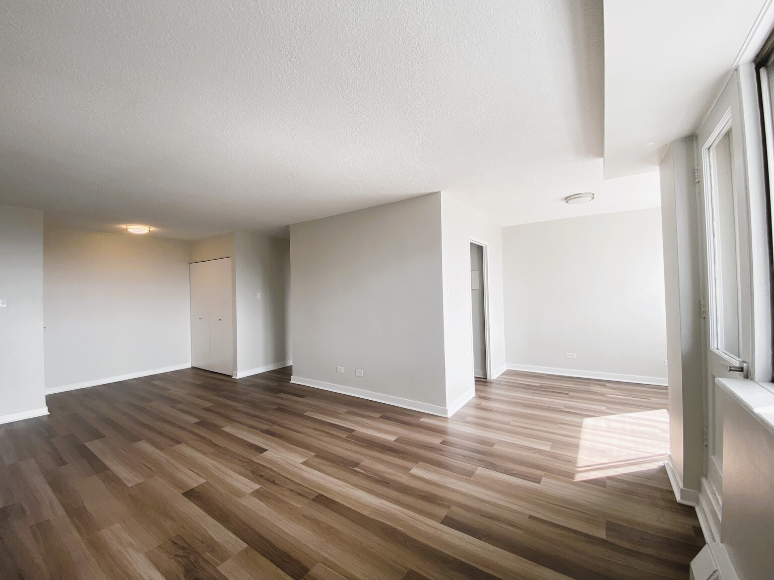 5501 Adalbert - Photo 10