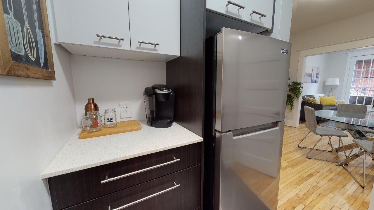 2054 Claremont - Photo 2