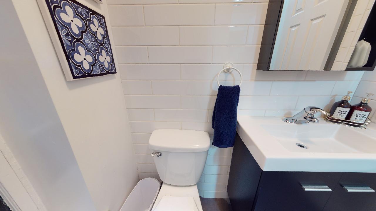 2054 Claremont - Photo 6