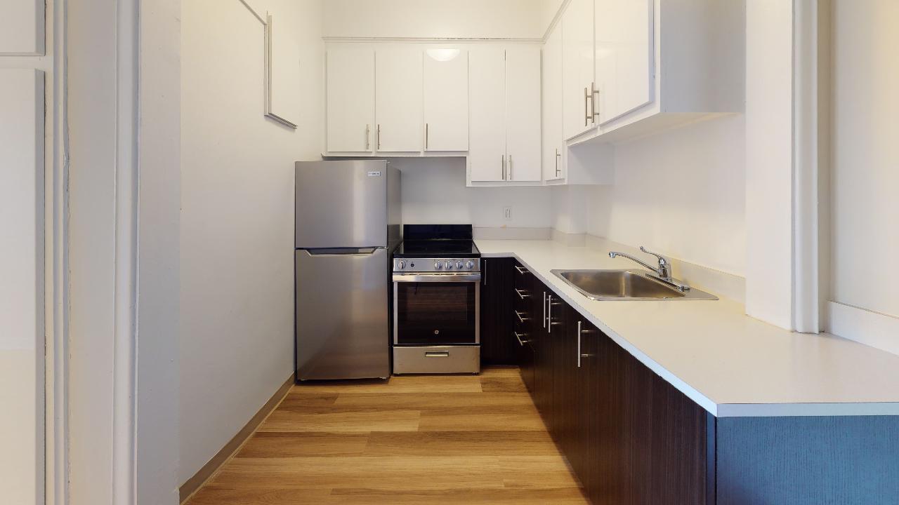 4875 Dufferin - Photo 4