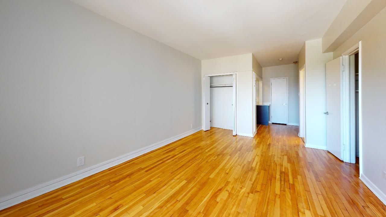 4875 Dufferin - Photo 6
