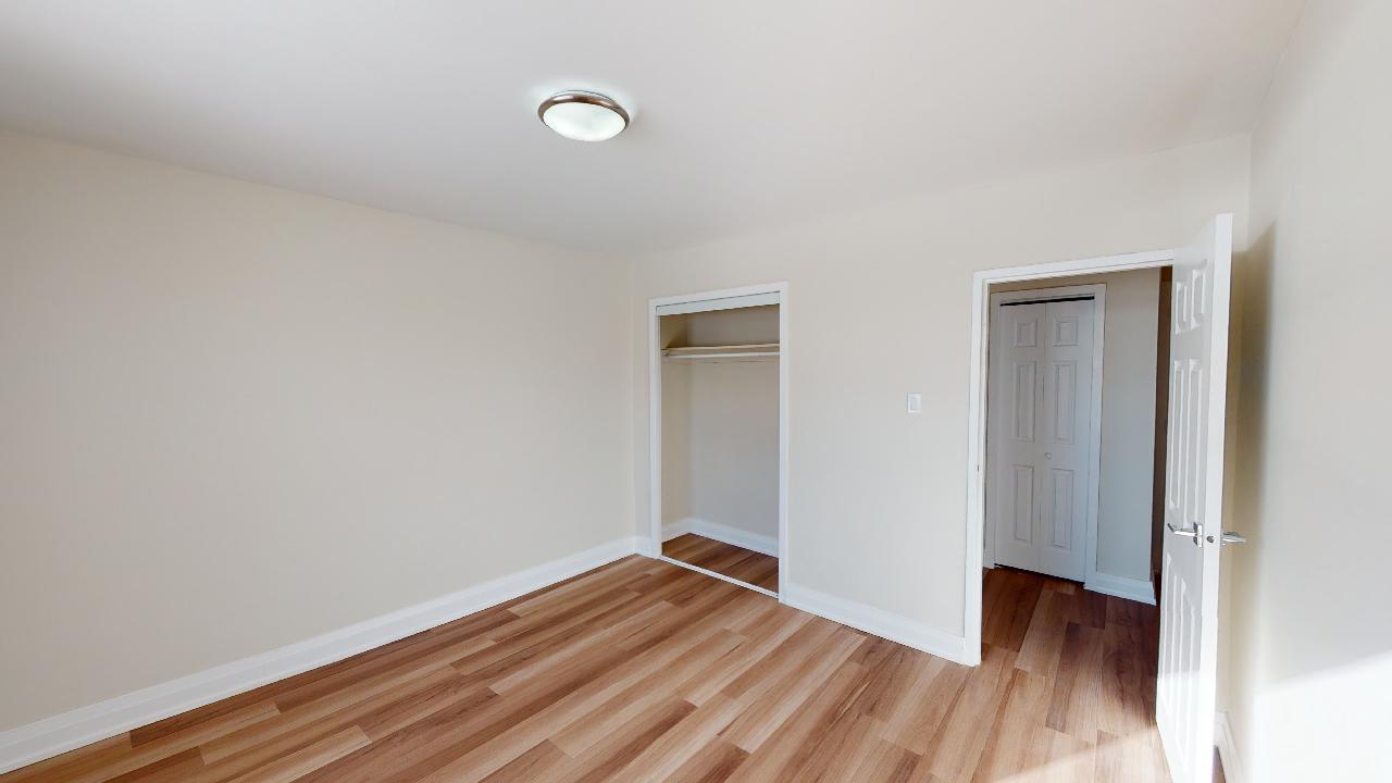 155 Lake Shore - Photo 5