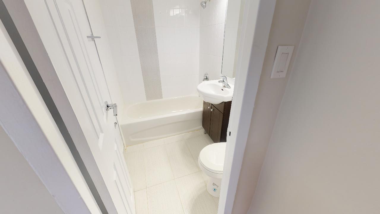 155 Lake Shore - Photo 4