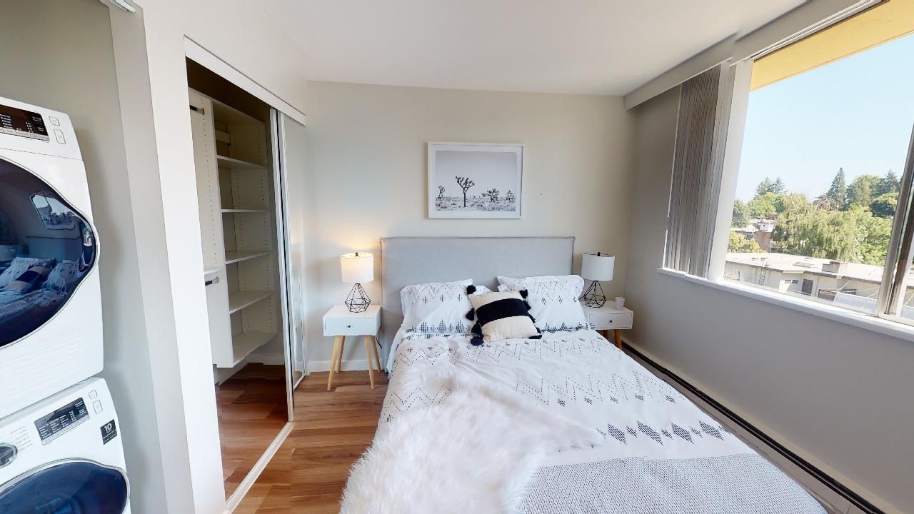1326 West 13th - Photo 6
