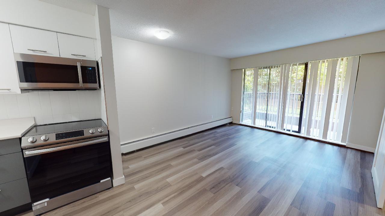 1373 West 73rd - Photo 2