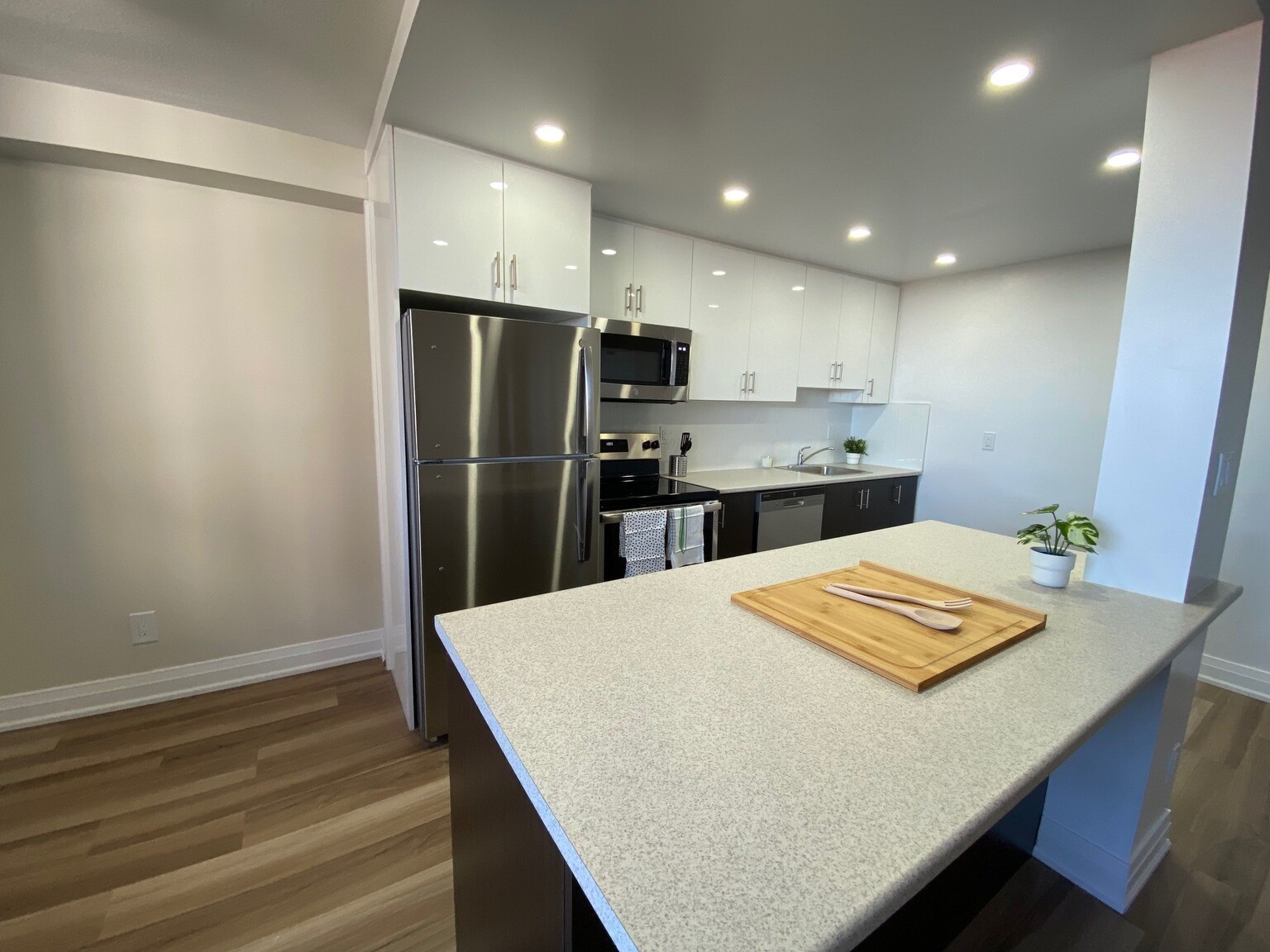 2150 Roche - Photo 5
