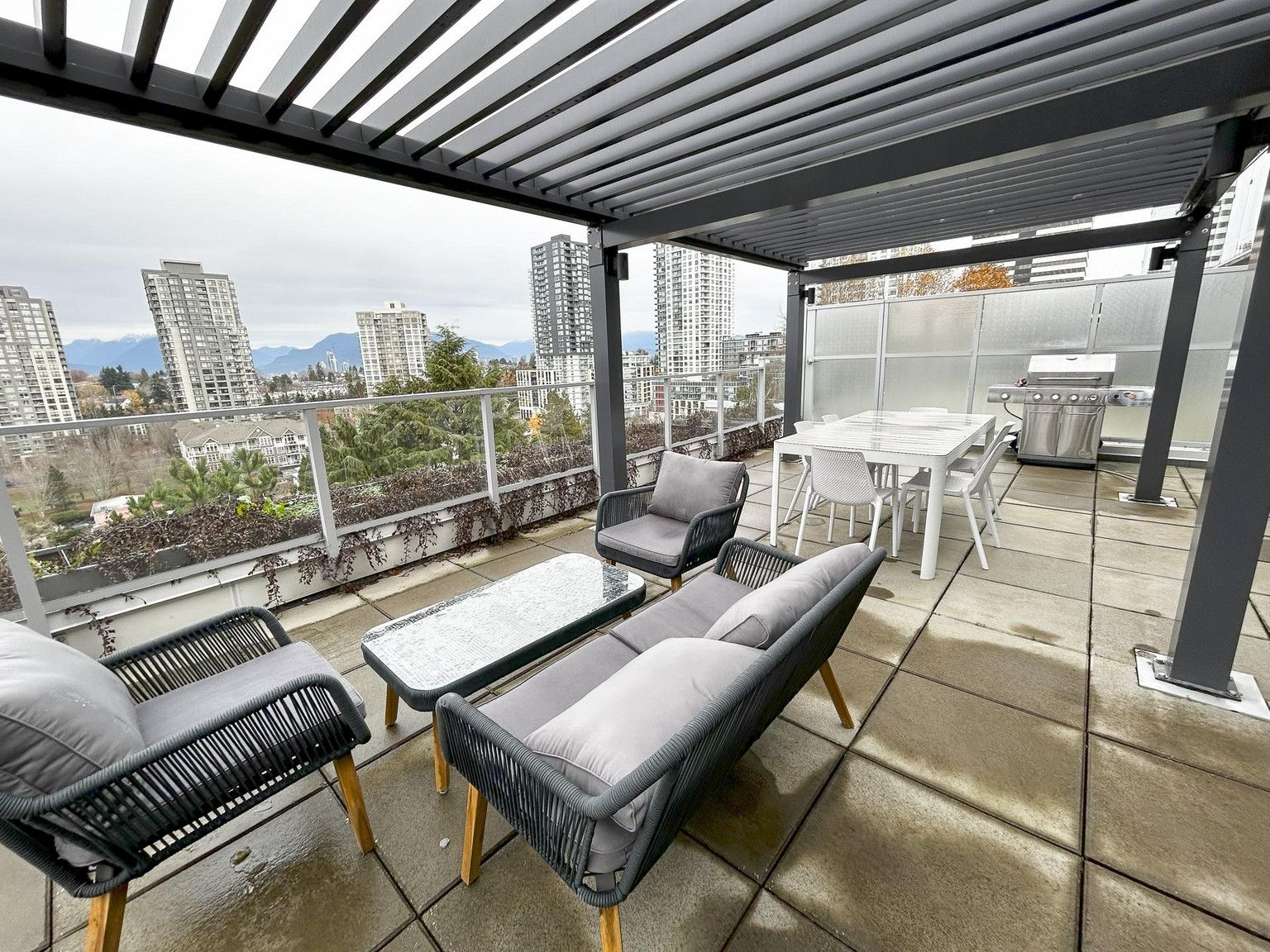 3583 Kingsway - Photo 24