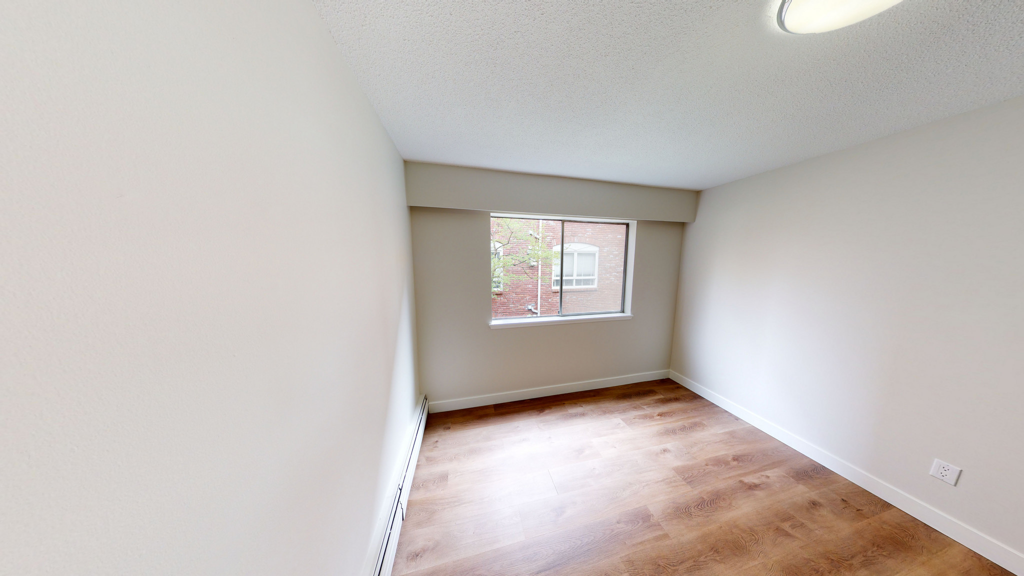 2040 York - Photo 6