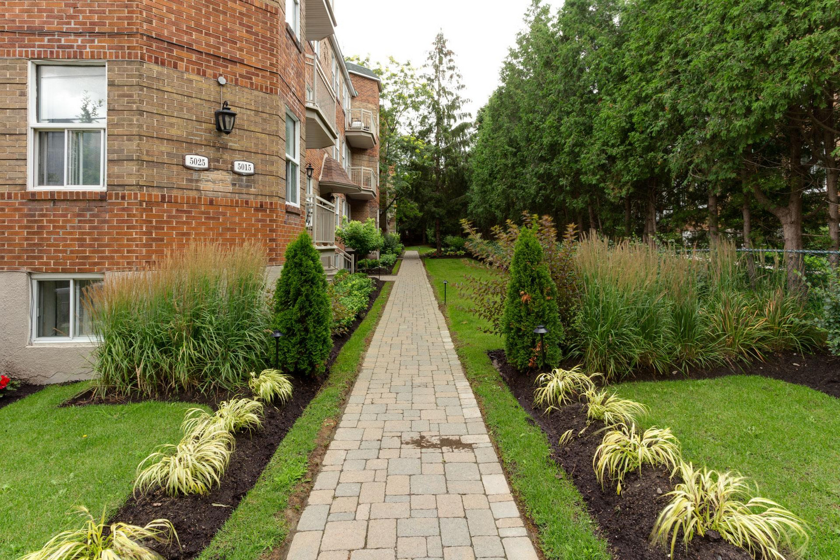Clanranald Avenue - Photo 2
