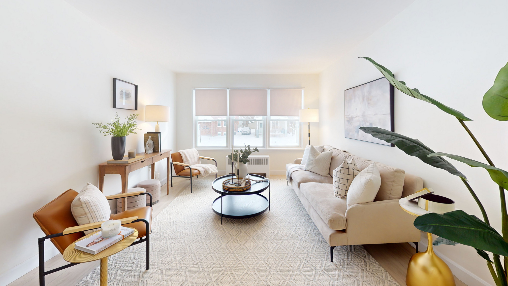 939 Western - Photo 2