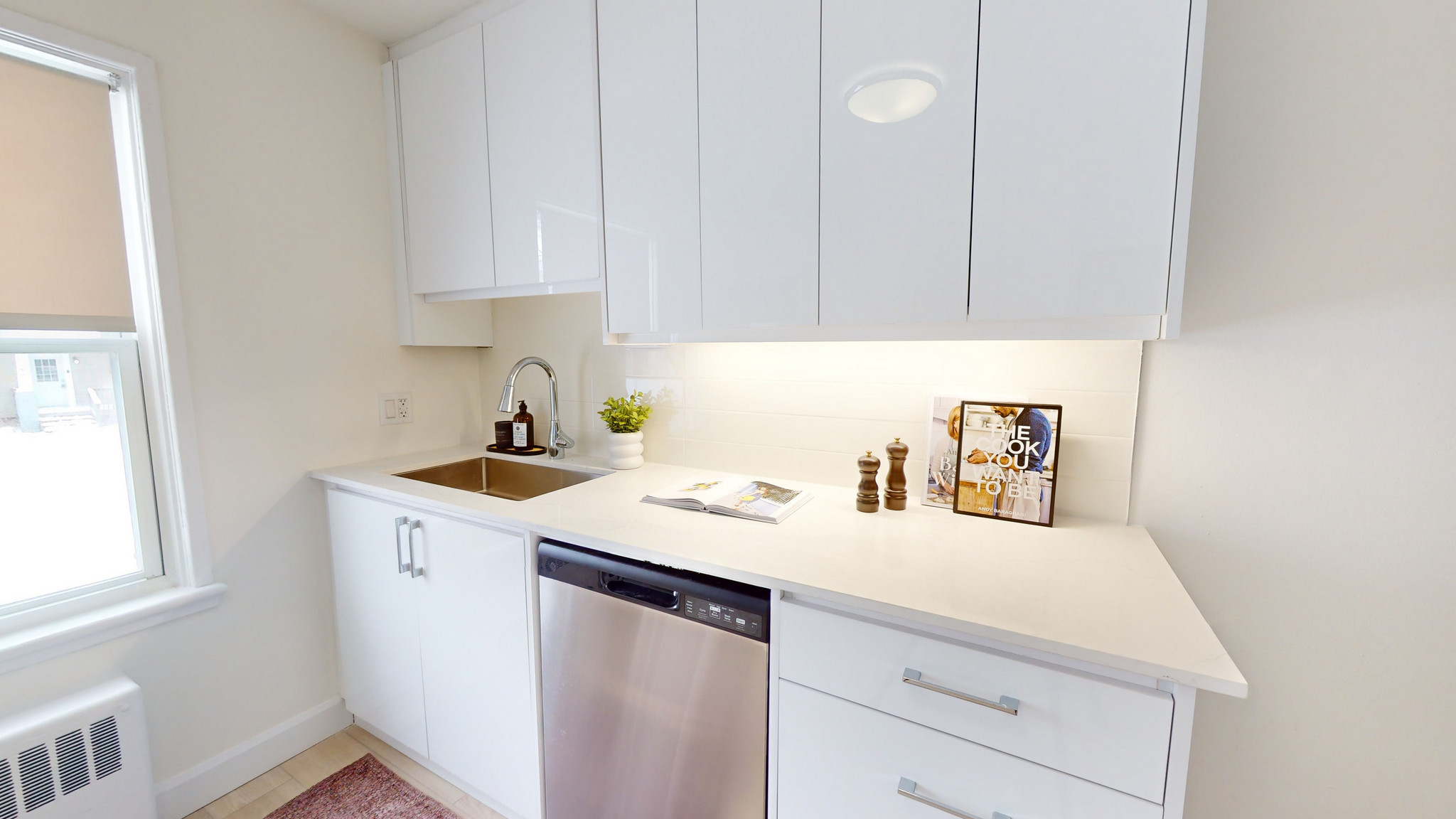 939 Western - Photo 5