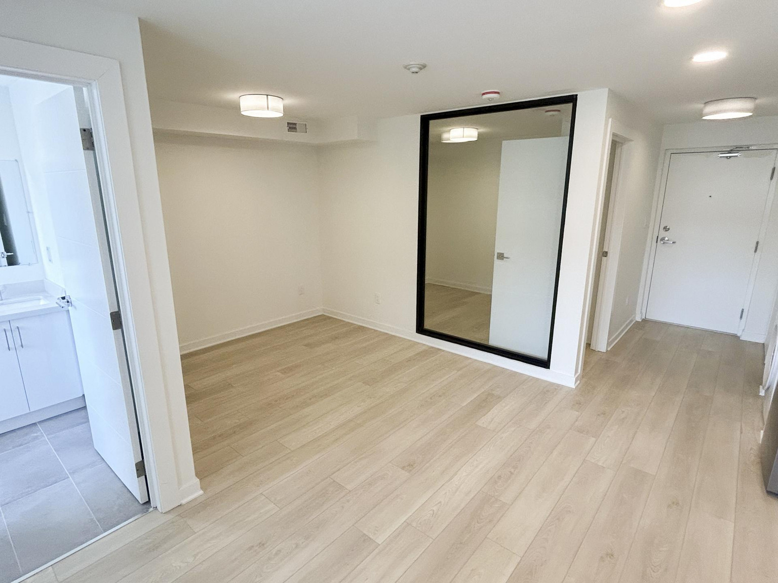 920 Inverhouse - Photo 4