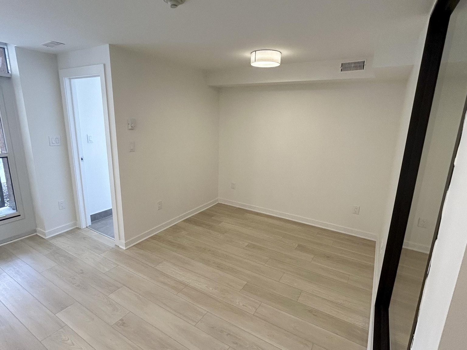 920 Inverhouse - Photo 5