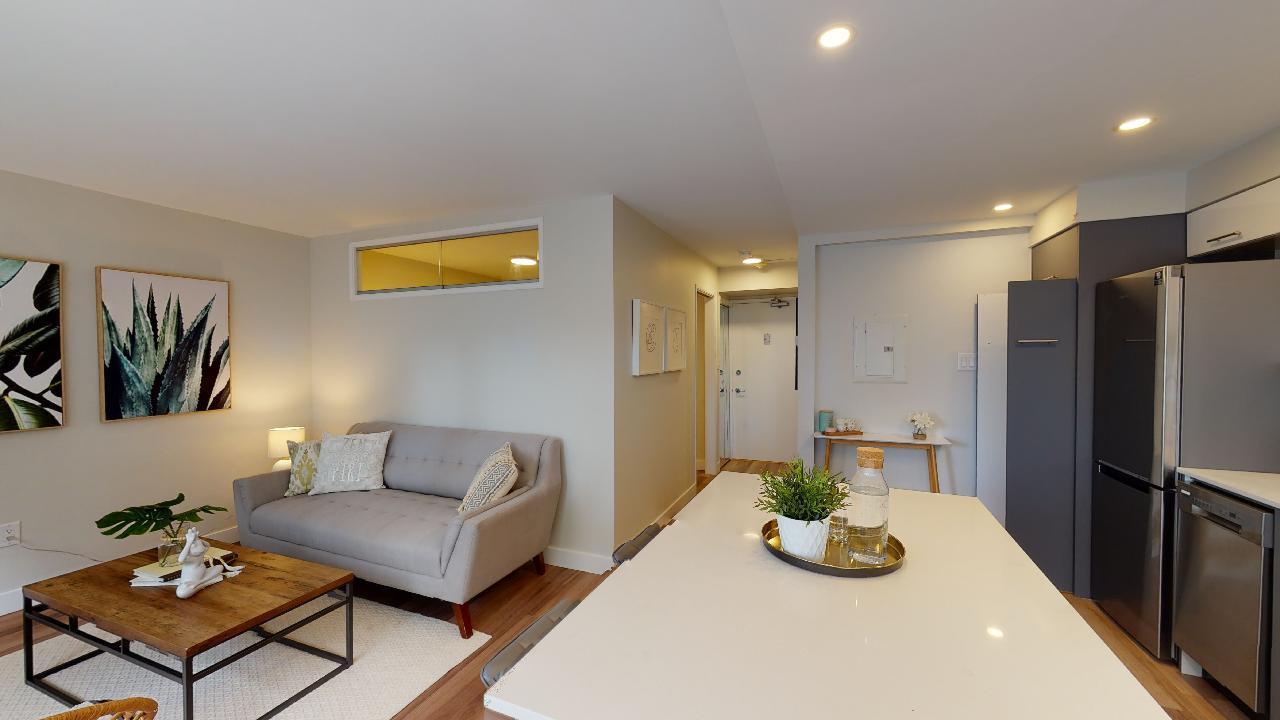 1461 Harwood - Photo 2