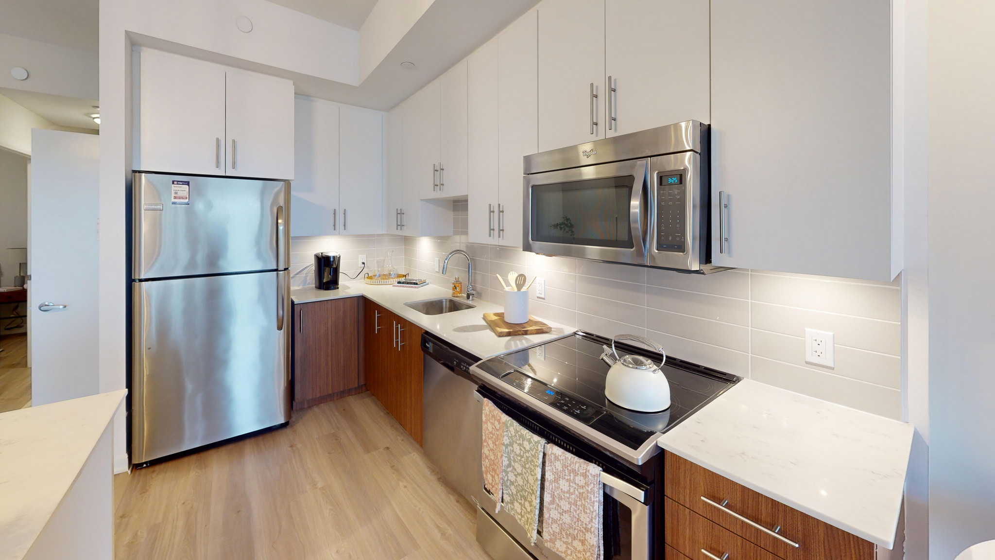 236 Richmond - Photo 2