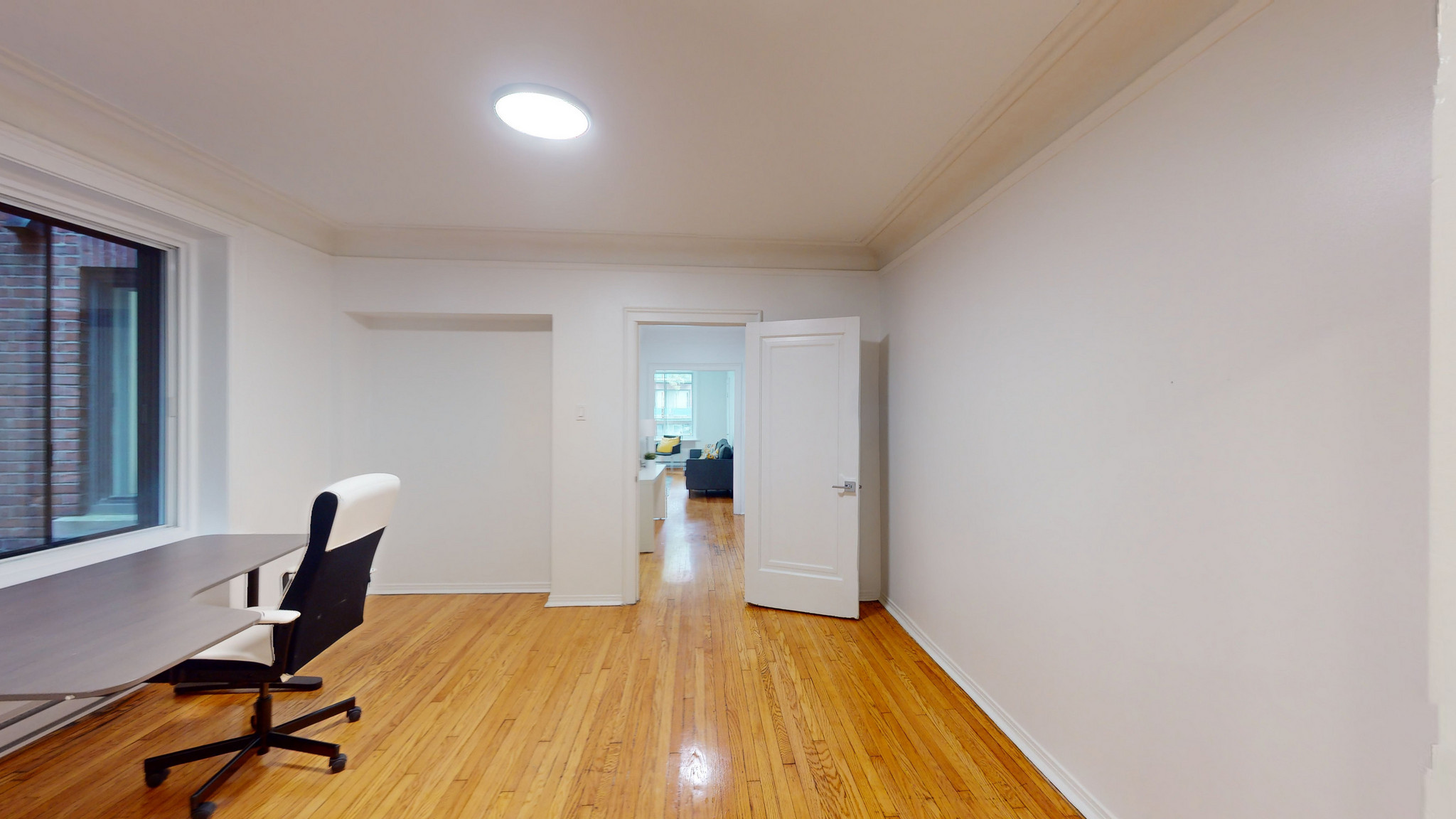 5881 Monkland - Photo 8