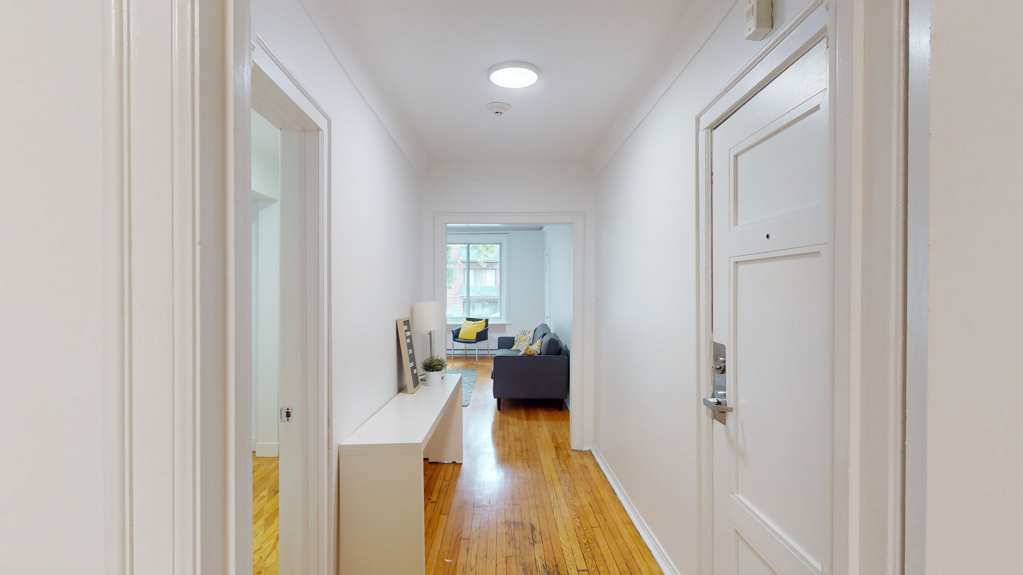 5881 Monkland - Photo 9