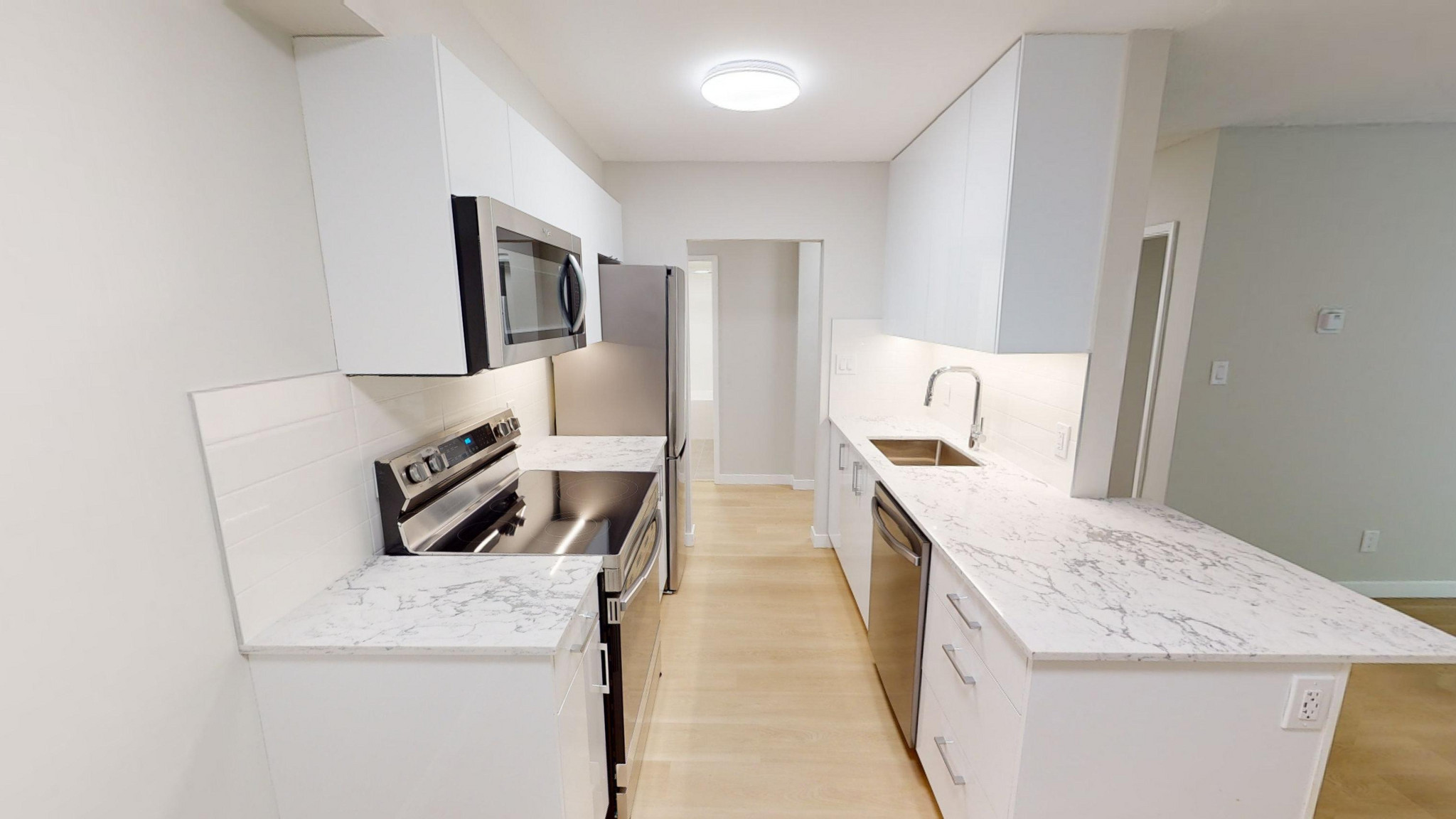 2183 West 44th - Photo 2