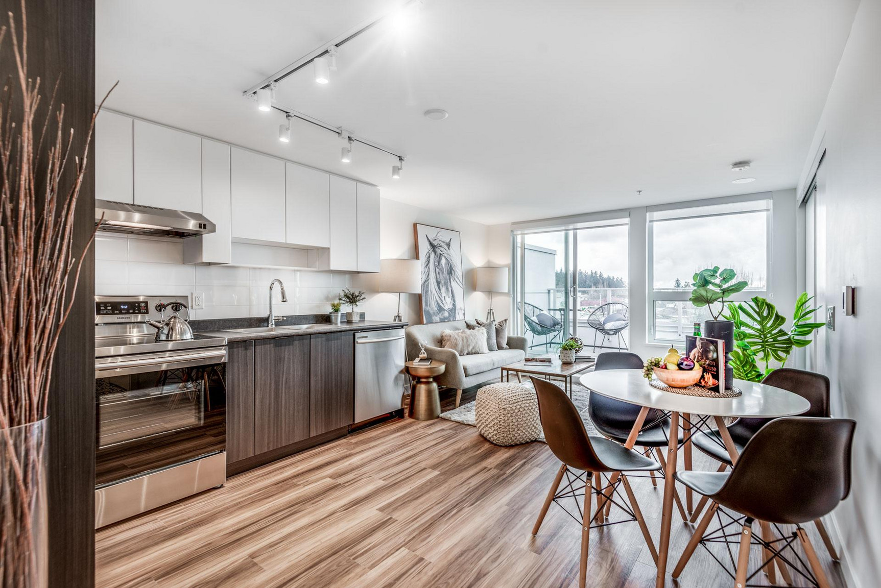 3583 Kingsway - Photo 3